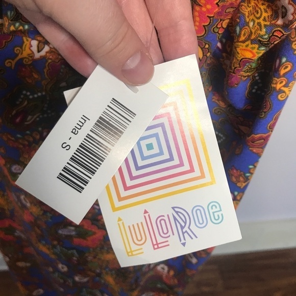 LuLaRoe Boho Paisley Floral Irma- Small- NWT - Picture 6 of 7